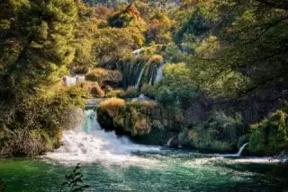 Wodospad w zieleni, Park Narodowy Krka